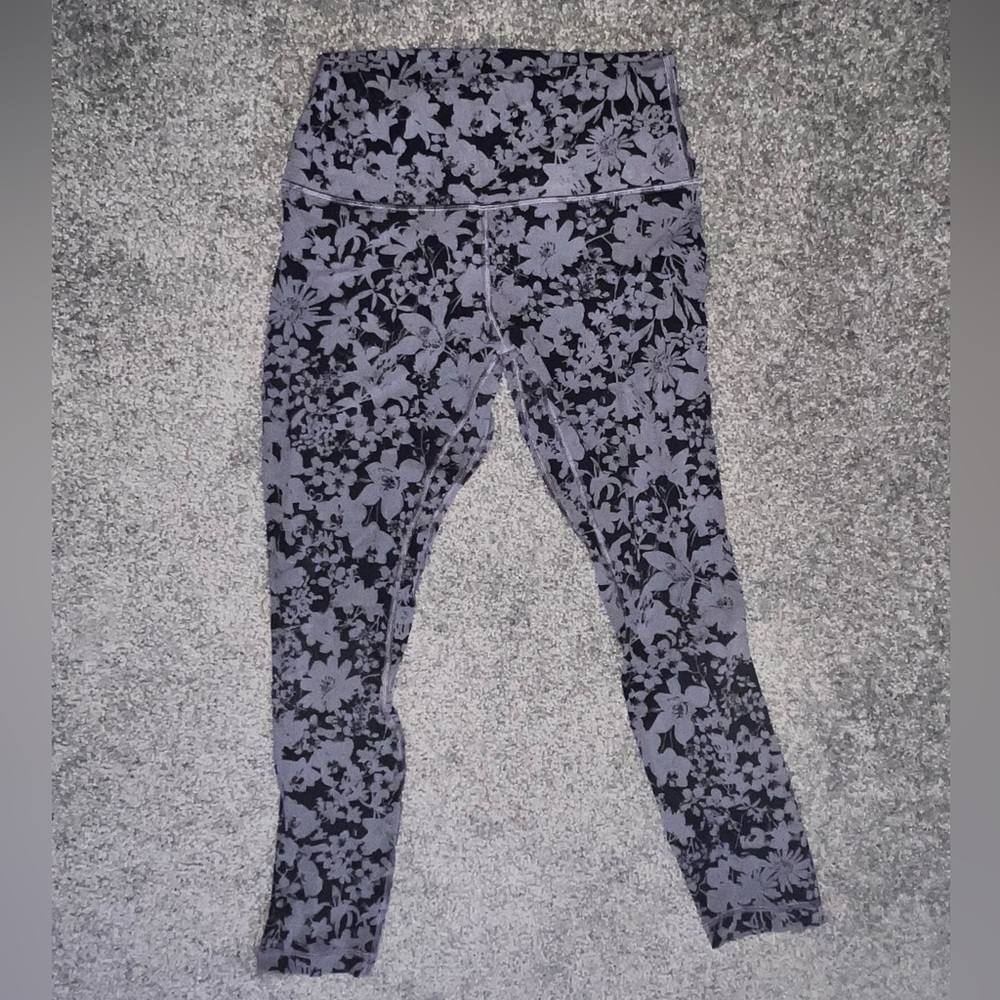 Pre-owned Lululemon Align leggings size 8